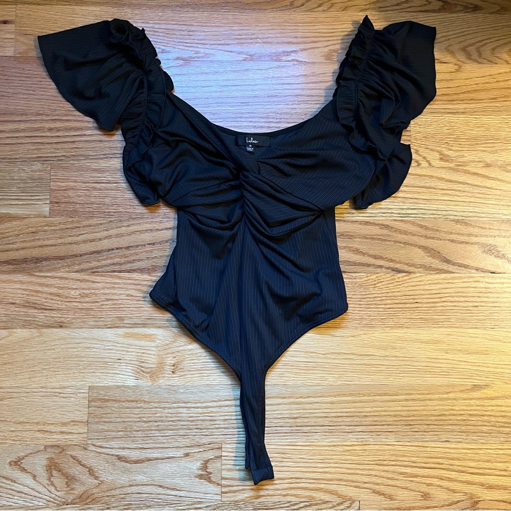Lulus black ruffle bodysuit size medium